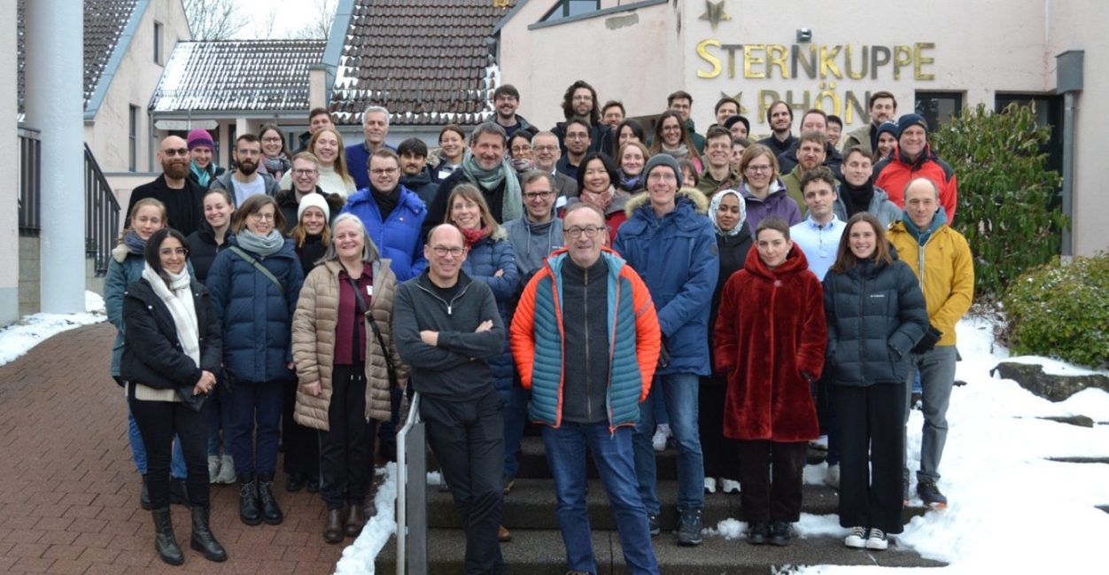 Bild: Alexander Henß Gruppenfoto der Mitglieder und Gäste beim DYNAMIC Retreat.